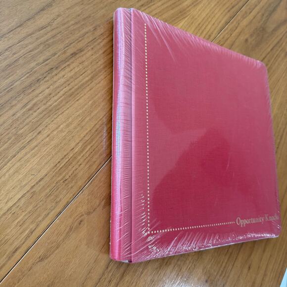 Creative Memories Red 12 x 12 Expandable Scrapbook Album Opportunity Knocks NWT - Picture 2 of 6